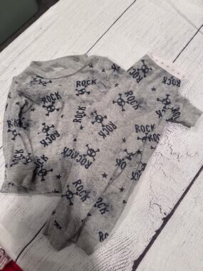Amy Coe “Rock” Pj’s Size 18 months